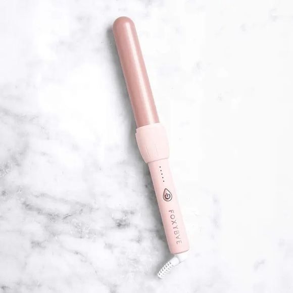 Foxybae blush 25mm curling wand - Picture 2 of 5
